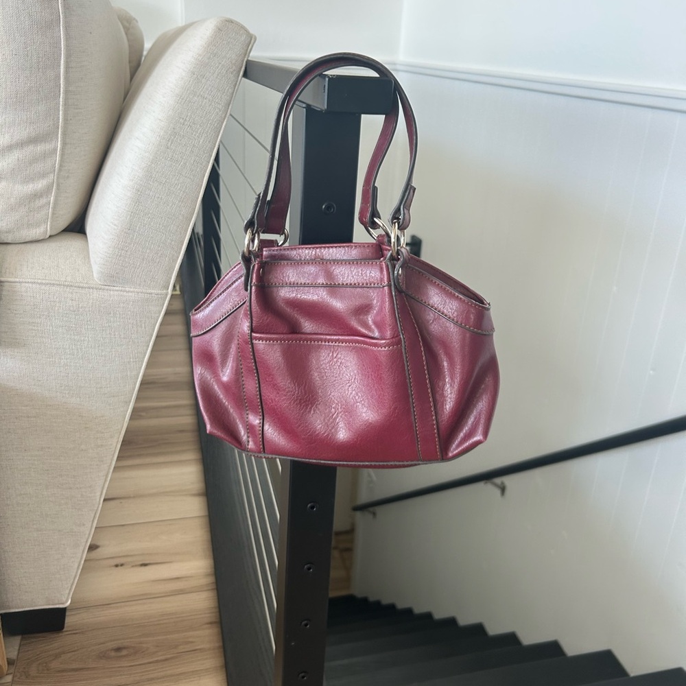 Liz Cailborne Burgundy Leather Handbag